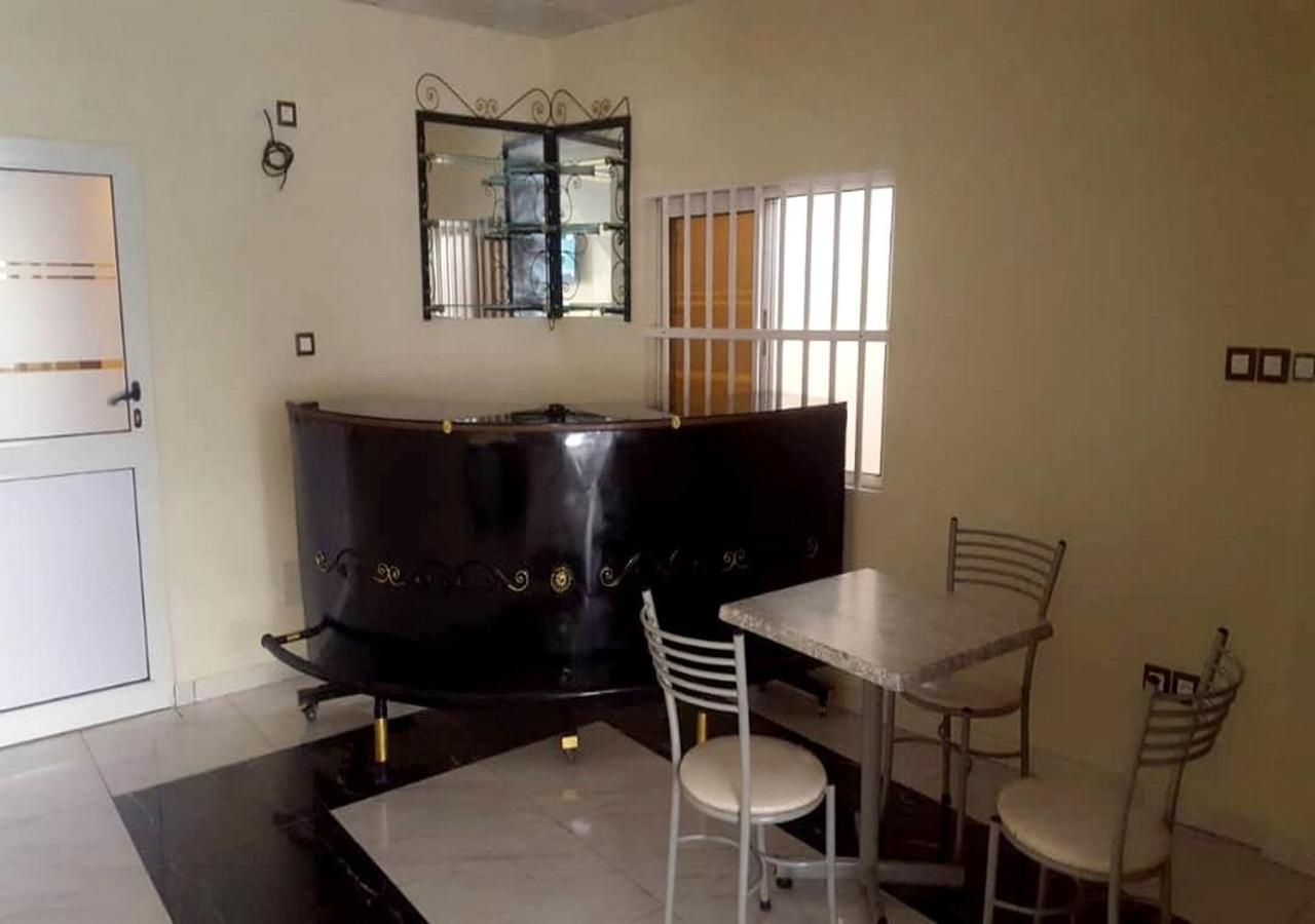 Benin City Center Hotel Cotonou Exteriér fotografie