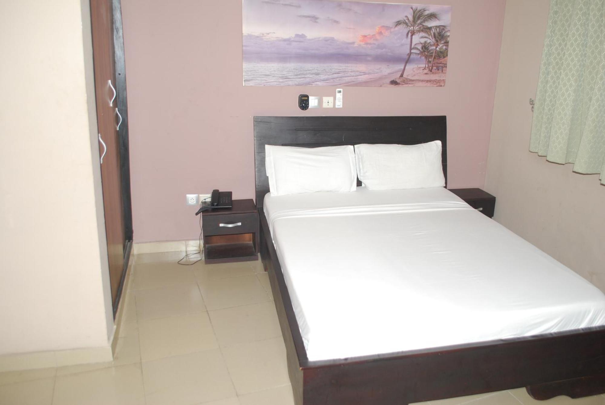 Benin City Center Hotel Cotonou Exteriér fotografie