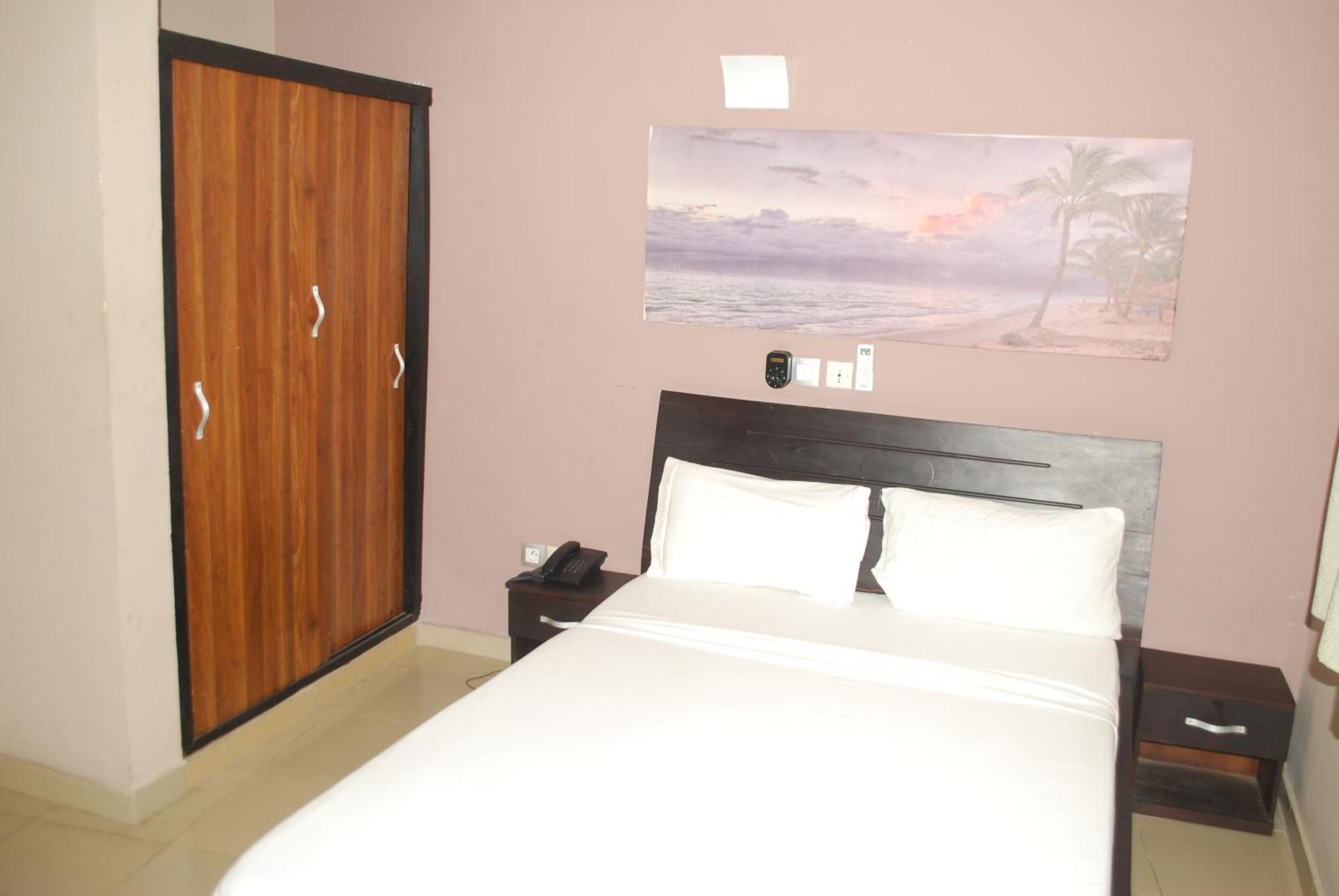 Benin City Center Hotel Cotonou Exteriér fotografie