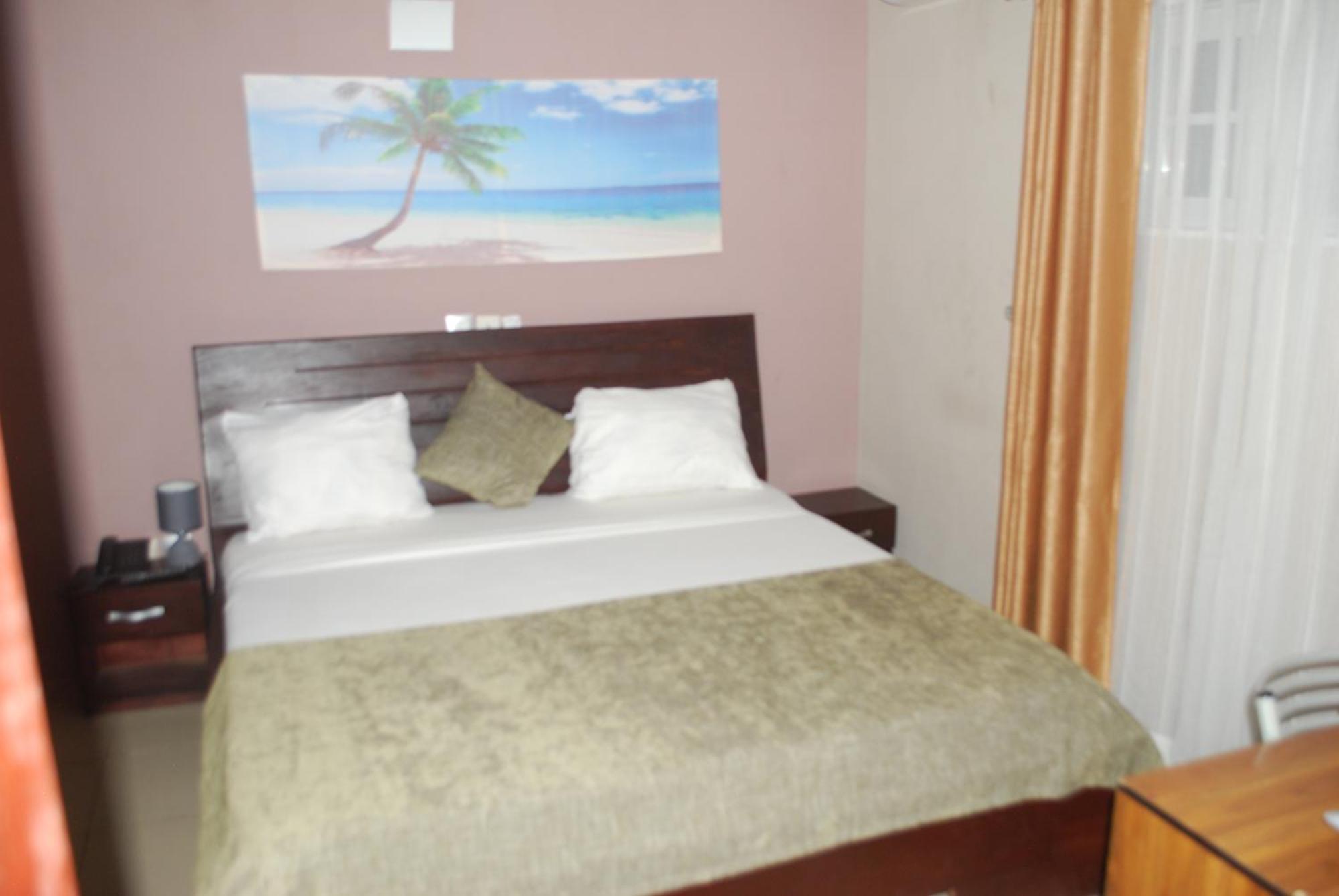 Benin City Center Hotel Cotonou Exteriér fotografie